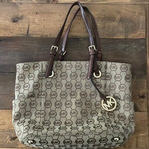 Michael Kors monogram tote